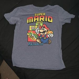 🐿 Vintage Mario tee size large